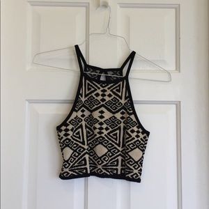 F21 • Patterned Crop Tank